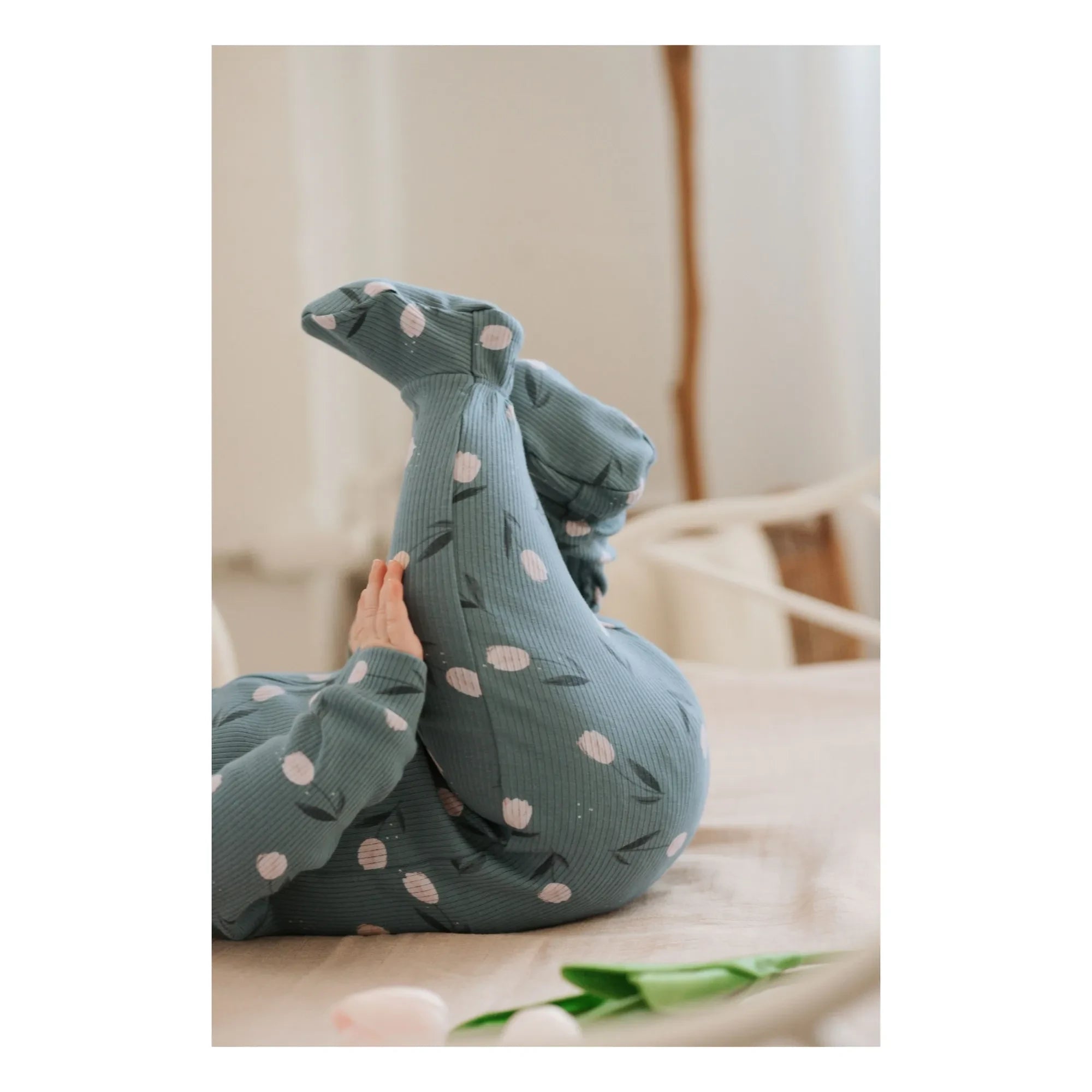 Petit Lem - Organik Pamuklu Çiçek Desenli Fitilli Ayaklı Pijama | Mavi Yeşil