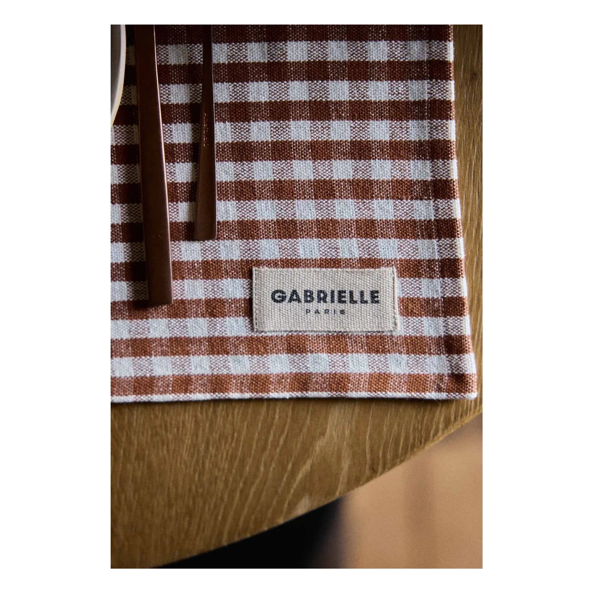 Gabrielle Paris - Salvamantel Gingham Moka | Mocha
