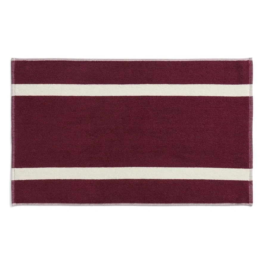 Hay - Gestreifte Badematte | Bordeaux