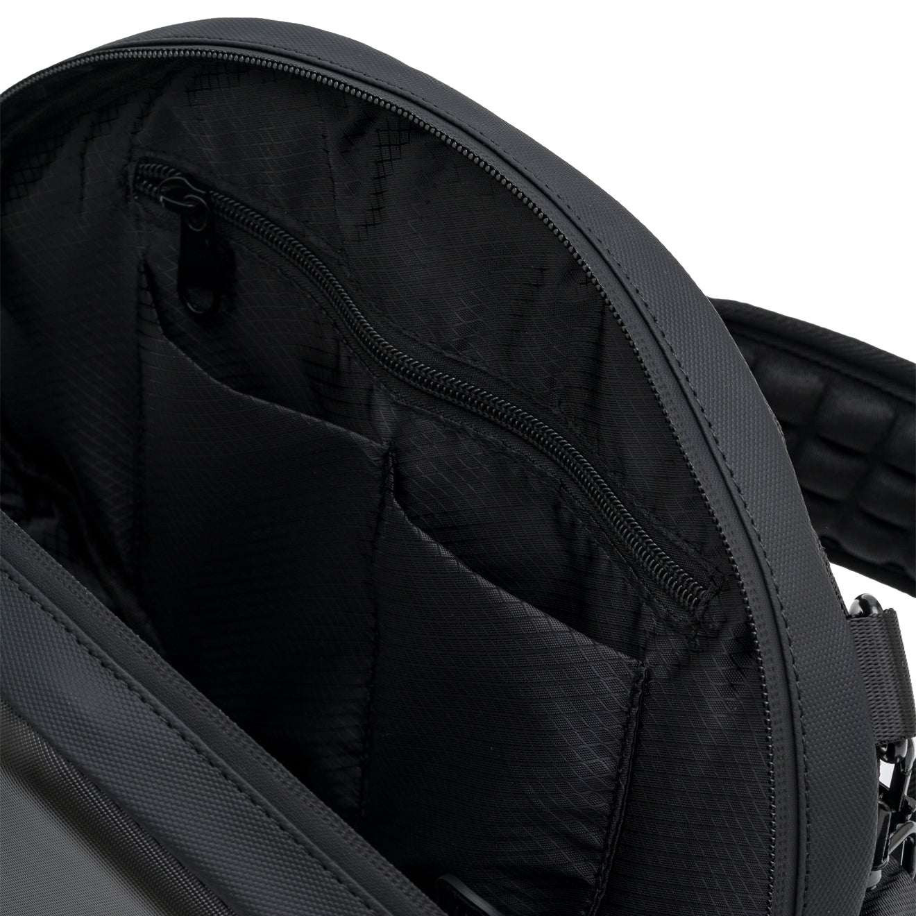 iPixi – LED Bag with Shoulder and Waist Titanium Protection