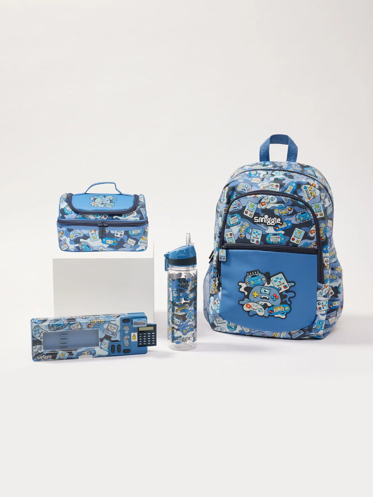 Smiggle - Set de 4 piezas de mochila escolar Away