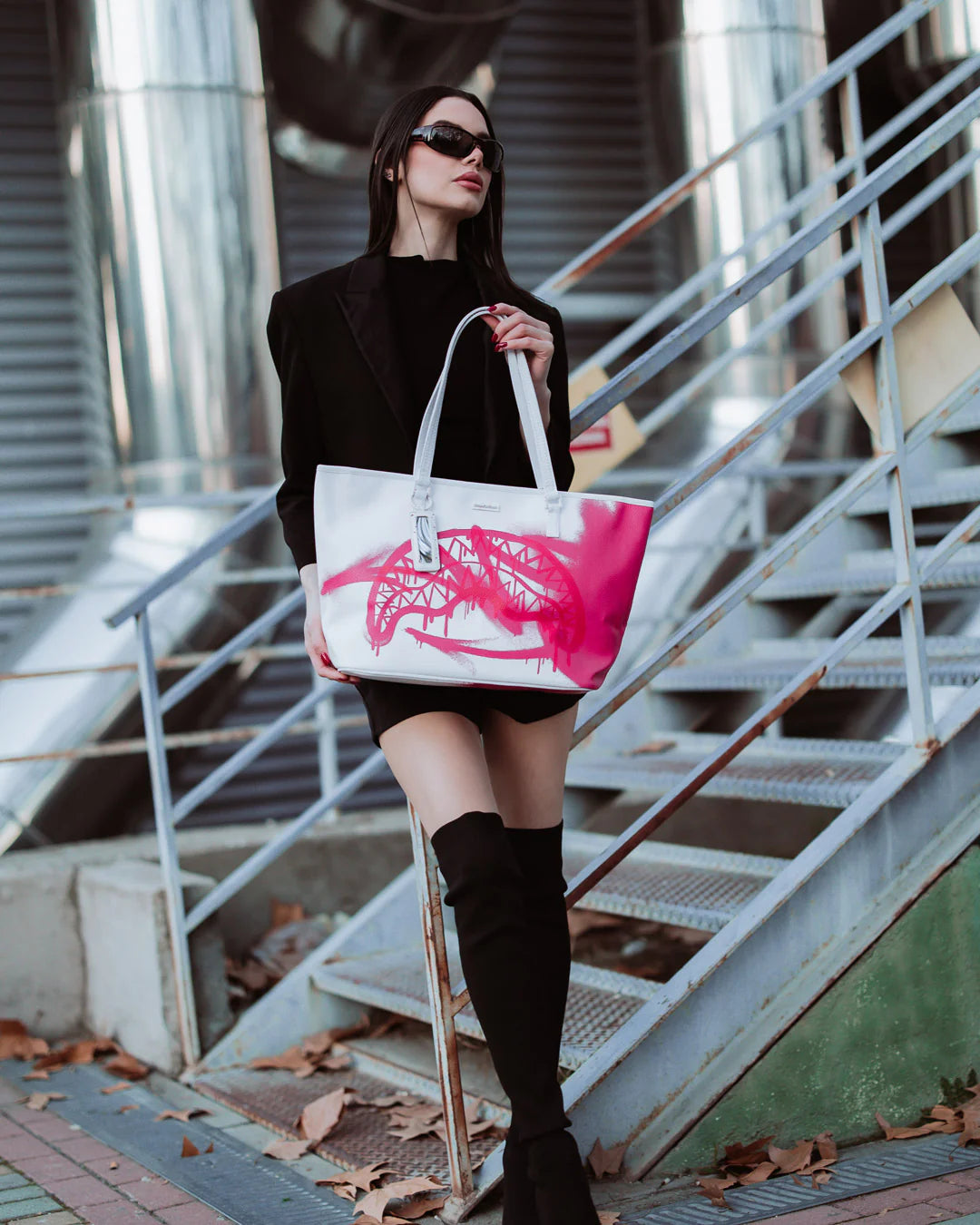 Sprayground - Storm Pembe Beyaz Tote Omuz Çantası